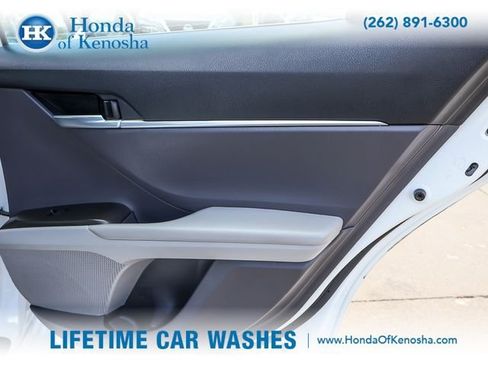 Used 2024 Toyota Camry SE FWD image 24