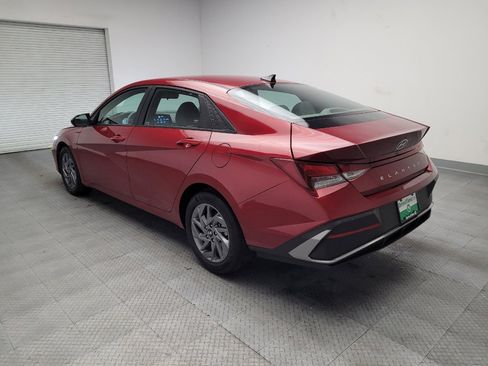Used 2024 Hyundai Elantra SEL image 5