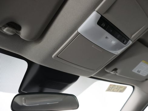 Used 2024 Nissan Sentra SV FWD image 12