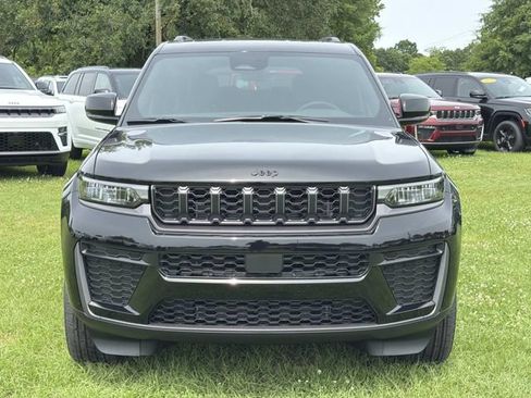 New 2026 Jeep Grand Cherokee L 4WD image 3