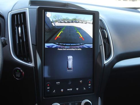 Used 2024 Ford Edge SEL AWD/4WD image 23