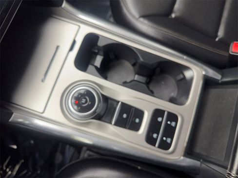 Used 2020 Ford Explorer XLT w/ Equipment Group 202A image 73