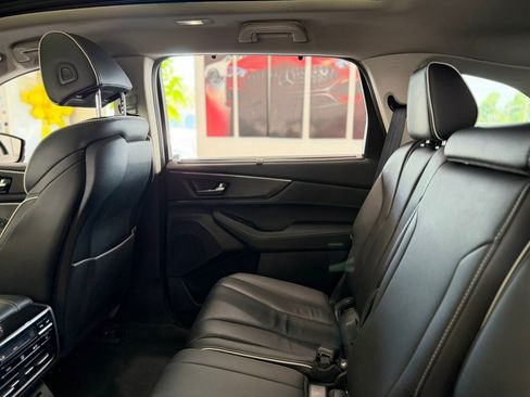 Used 2023 Acura MDX SH-AWD w/ Advance Package image 17