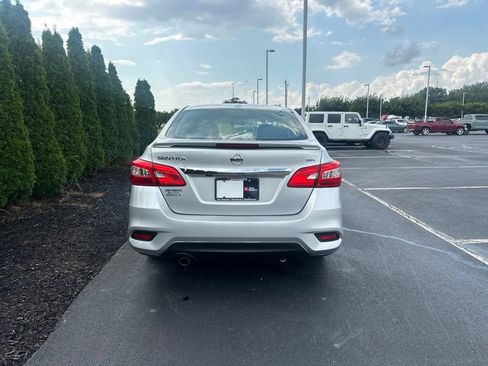 Used 2017 Nissan Sentra SR FWD image 6
