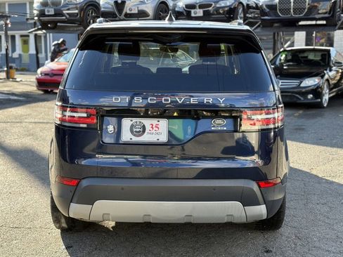 Used 2018 Land Rover Discovery HSE image 10