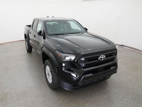 New 2026 Toyota Tacoma SR5 image 18