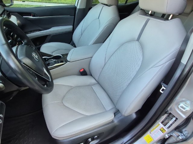 Used 2024 Toyota Camry XLE w/ Navigation Package FWD image 27