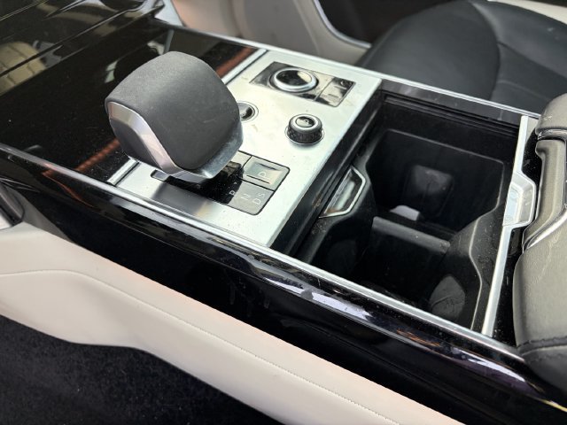 Used 2023 Land Rover Range Rover SE AWD/4WD image 5