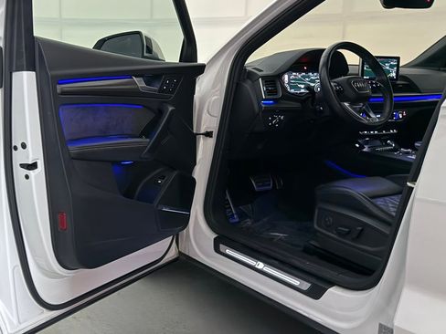 Used 2018 Audi SQ5 Prestige image 17