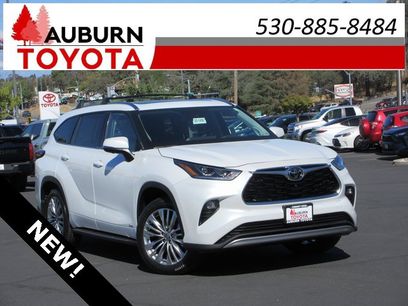 New 2025 Toyota Highlander Platinum