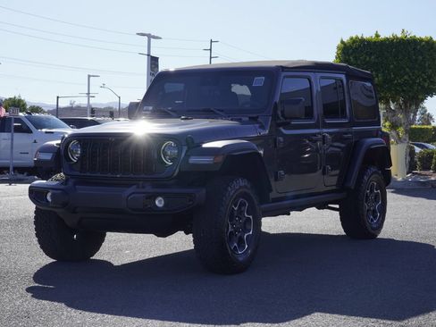 Used 2024 Jeep Wrangler Unlimited Sport AWD/4WD image 8