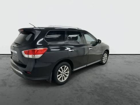Used 2015 Nissan Pathfinder S FWD image 4