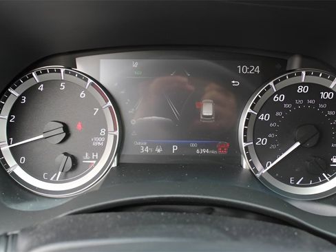 Certified 2025 Toyota Highlander XLE image 11