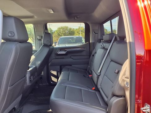New 2026 Chevrolet Silverado 1500 LT Trail Boss w/ LT Trail Boss Premium Package AWD/4WD image 14