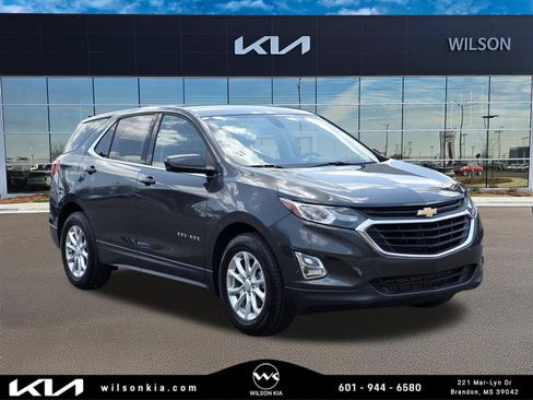 Used 2019 Chevrolet Equinox LT w/ LPO, Floor Liner Package FWD image 1