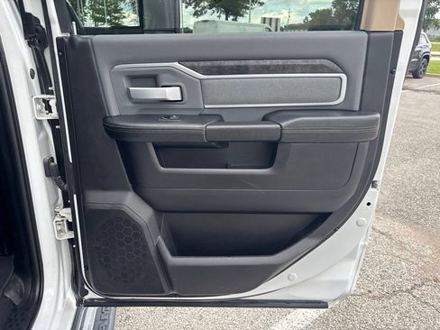 Used 2019 RAM 2500 Big Horn AWD/4WD image 42