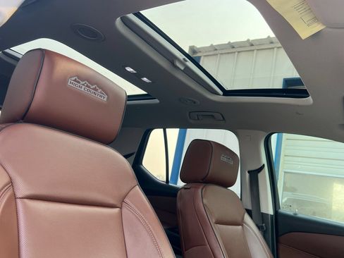 Used 2019 Chevrolet Traverse High Country AWD/4WD image 20