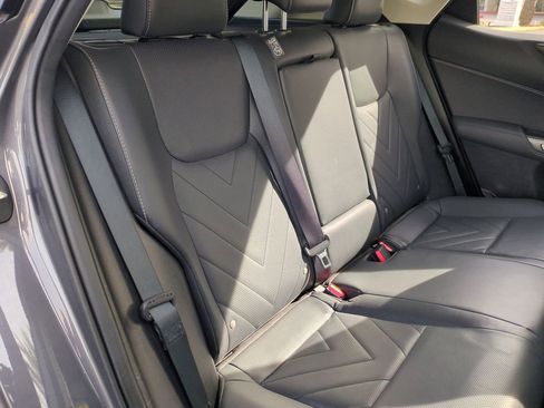 Used 2025 Lexus NX 450h+ AWD w/ Luxury Package image 32