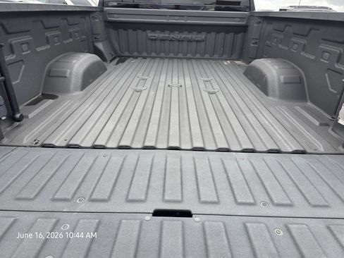 Used 2024 GMC Sierra 2500 Denali Ultimate w/ Max Trailering Package AWD/4WD image 12