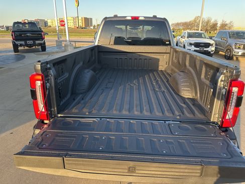 Used 2026 Ford F450 Platinum w/ Platinum Plus Package AWD/4WD image 5