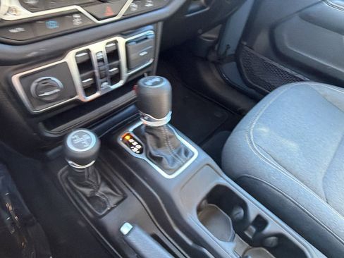 Used 2025 Jeep Wrangler Sahara w/ Safety Group image 30