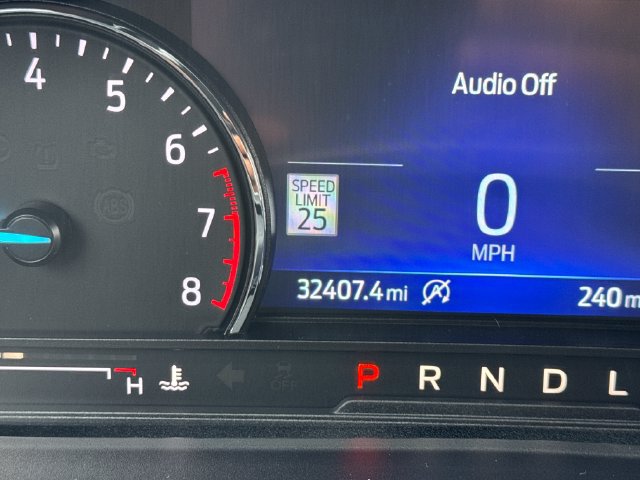 Used 2023 Ford Explorer XLT w/ Equipment Group 202A AWD/4WD image 18