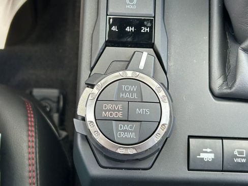 Used 2025 Toyota 4Runner TRD Pro AWD/4WD image 33