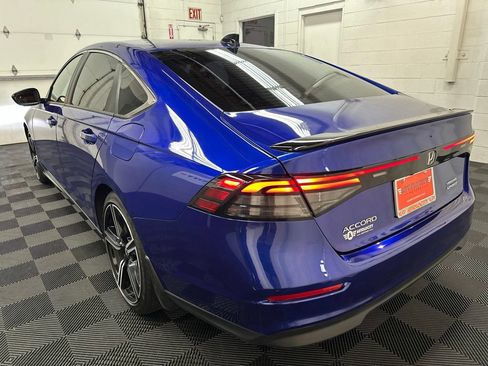 Used 2024 Honda Accord Sport image 8