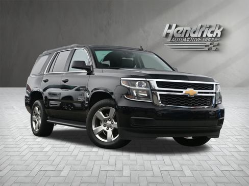 Used 2016 Chevrolet Tahoe LT image 2