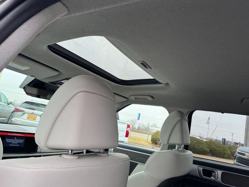 Certified 2025 Hyundai Santa Fe Limited image 11