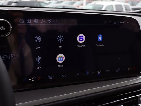 New 2026 Chevrolet Traverse LT w/ Sun and Wheel Package image 21