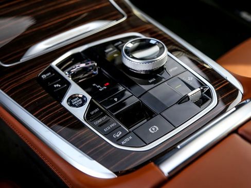 New 2026 BMW X7 xDrive40i w/ Executive Package image 15