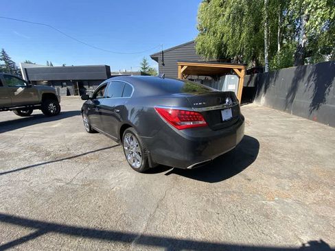 Used 2016 Buick LaCrosse Premium w/ Driver Confidence Package #1 FWD image 4