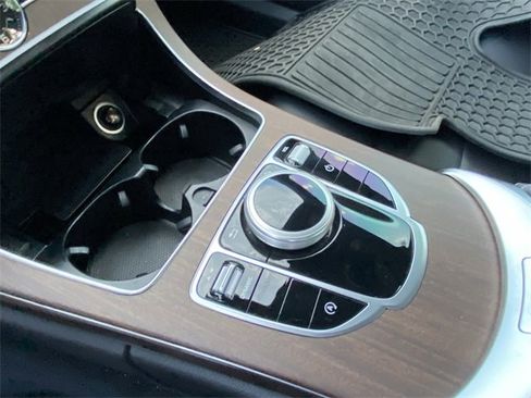 Used 2019 Mercedes-Benz C 300 Sedan image 7