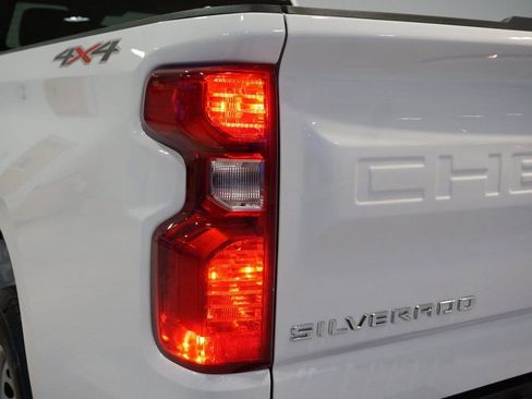 New 2026 Chevrolet Silverado 1500 W/T w/ WT Value Package AWD/4WD image 25