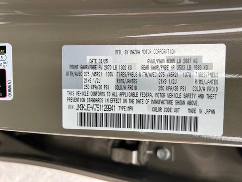Certified 2025 MAZDA CX-70 Plug-In Hybrid w/ Premium Plus AWD/4WD image 34