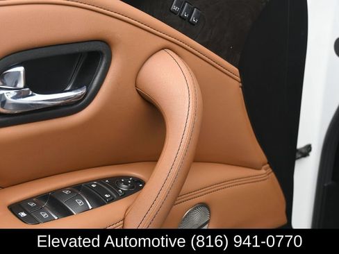 Used 2023 INFINITI QX80 Sensory w/ All-Season Package AWD/4WD image 18