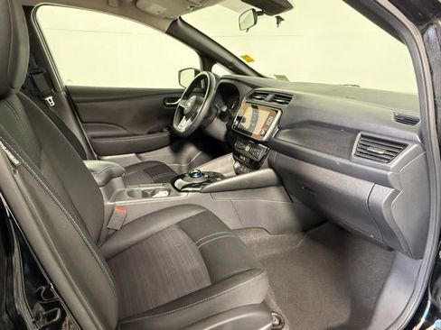 Used 2021 Nissan Leaf SV image 54