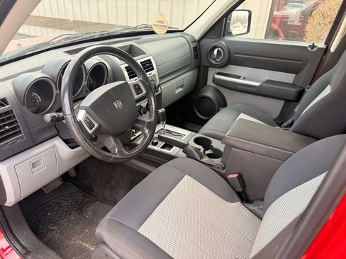 Used 2010 Dodge Nitro SXT image 8