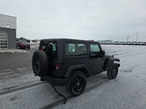 Used 2018 Jeep Wrangler Sport w/ Connectivity Group image 7