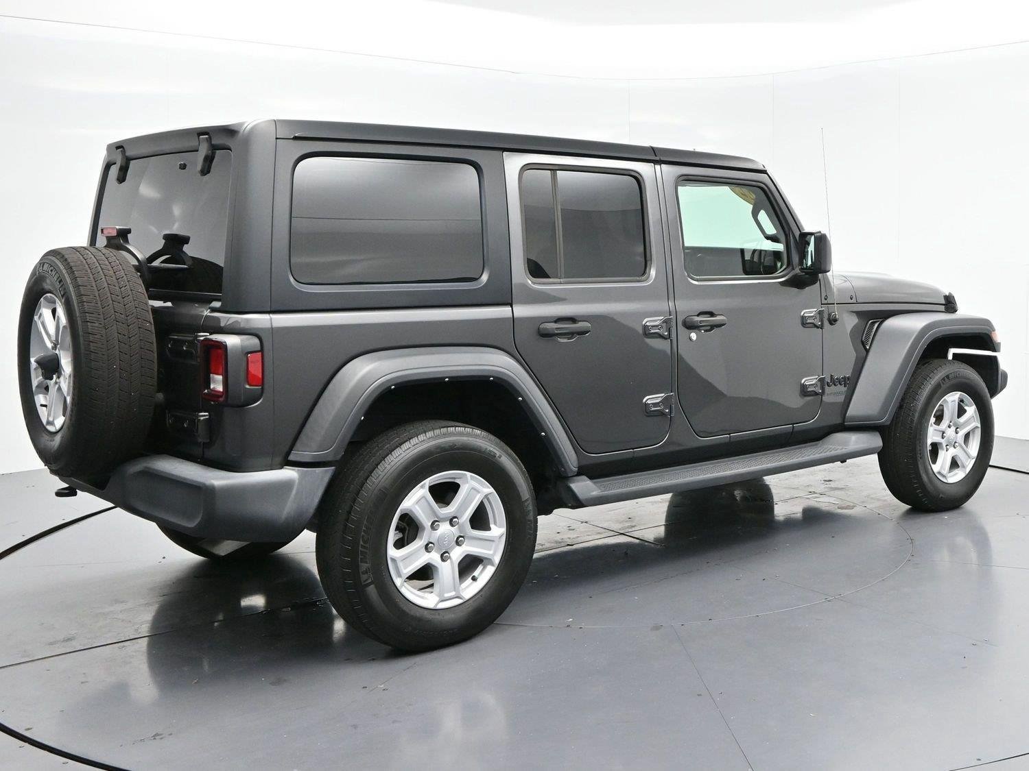 Used 2022 Jeep Wrangler Unlimited Sport AWD/4WD image 7