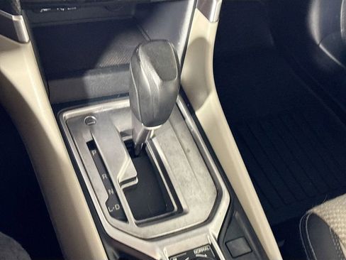 Used 2023 Subaru Forester Premium image 17