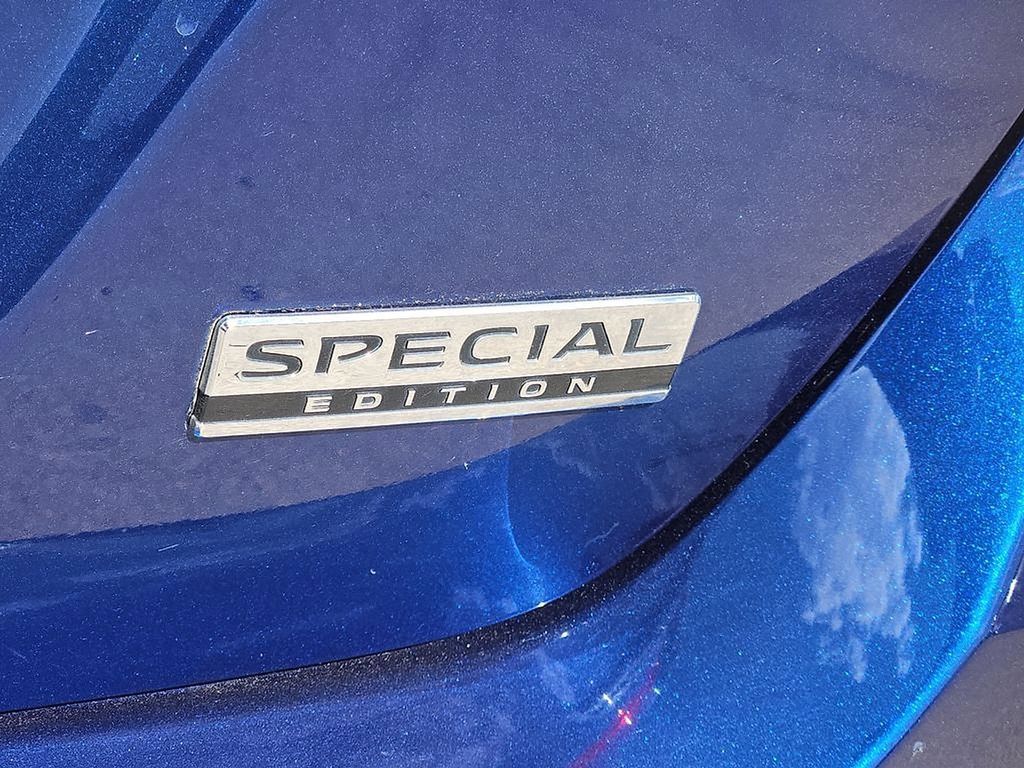 Used 2019 Nissan Sentra SV w/ Special Edition Package FWD image 14