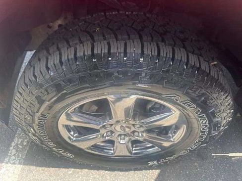 Used 2019 Ford F150 XLT w/ Equipment Group 302A Luxury AWD/4WD image 21
