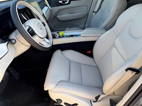 New 2026 Volvo XC60 T8 Ultra w/ Protection Package Premier AWD/4WD image 17