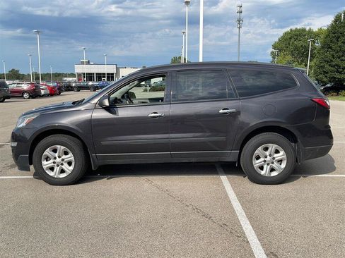 Used 2015 Chevrolet Traverse LS AWD/4WD image 12
