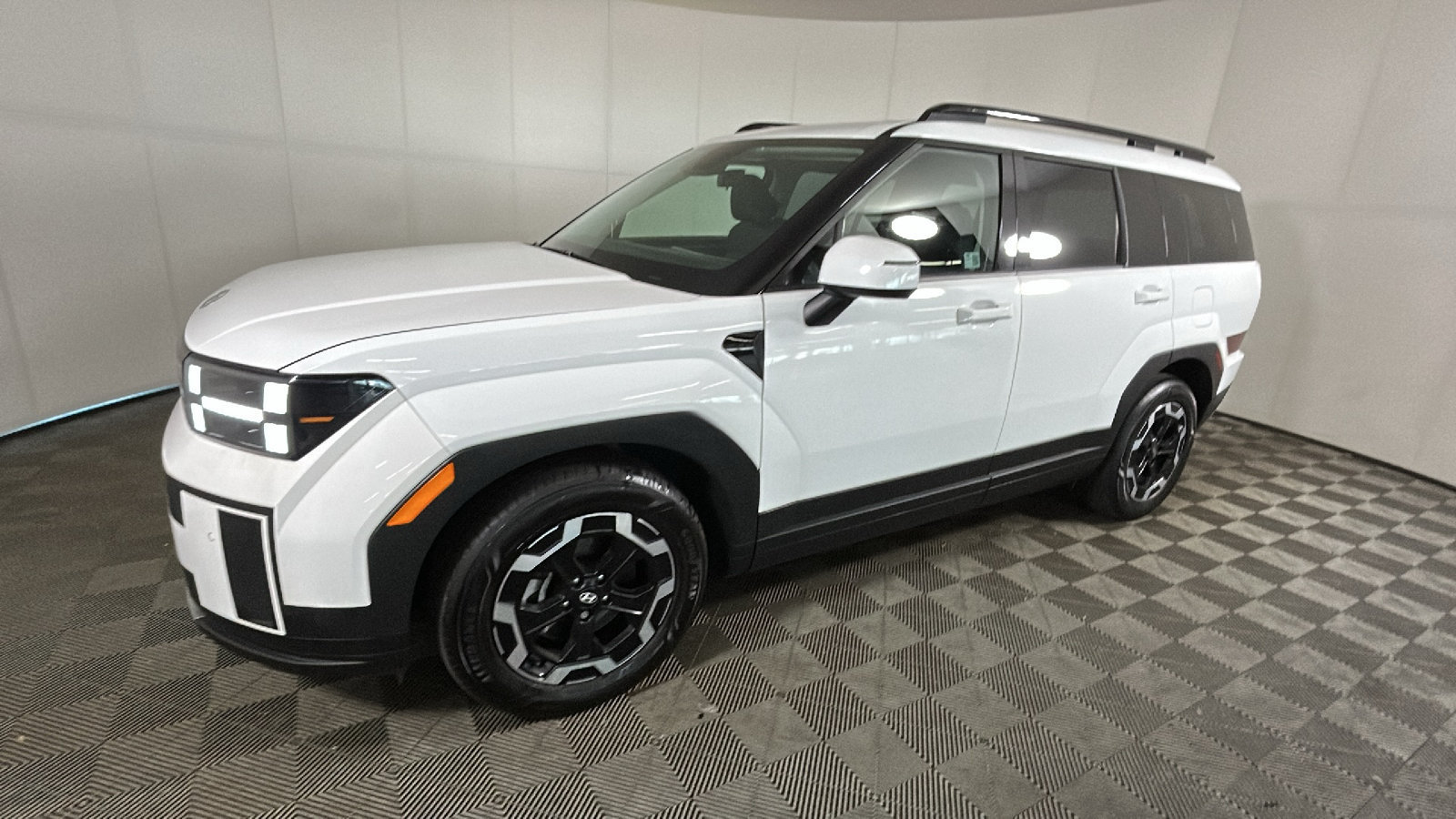 Used 2024 Hyundai Santa Fe SEL AWD/4WD image 8