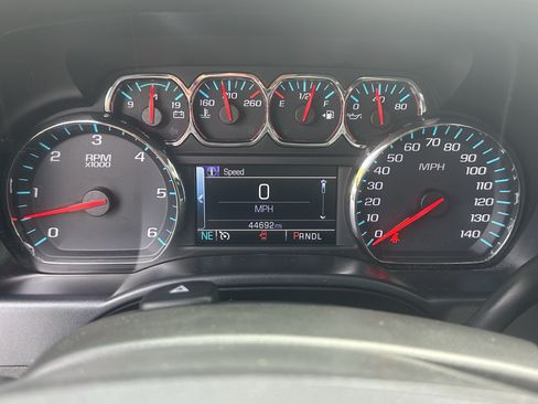 Used 2018 Chevrolet Silverado 1500 LT w/ All Star Edition RWD image 23