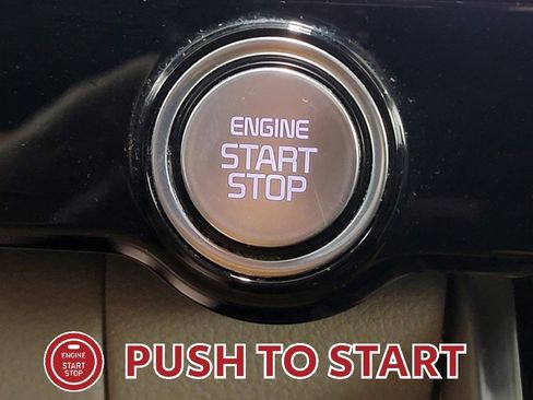 Used 2024 Kia Carnival SX Prestige image 33