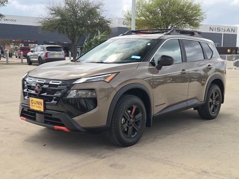 New 2026 Nissan Rogue SV AWD/4WD image 7